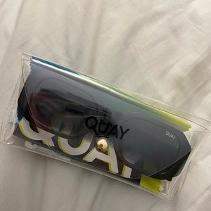 Quay NWT Hyped Up sunglasses in black.